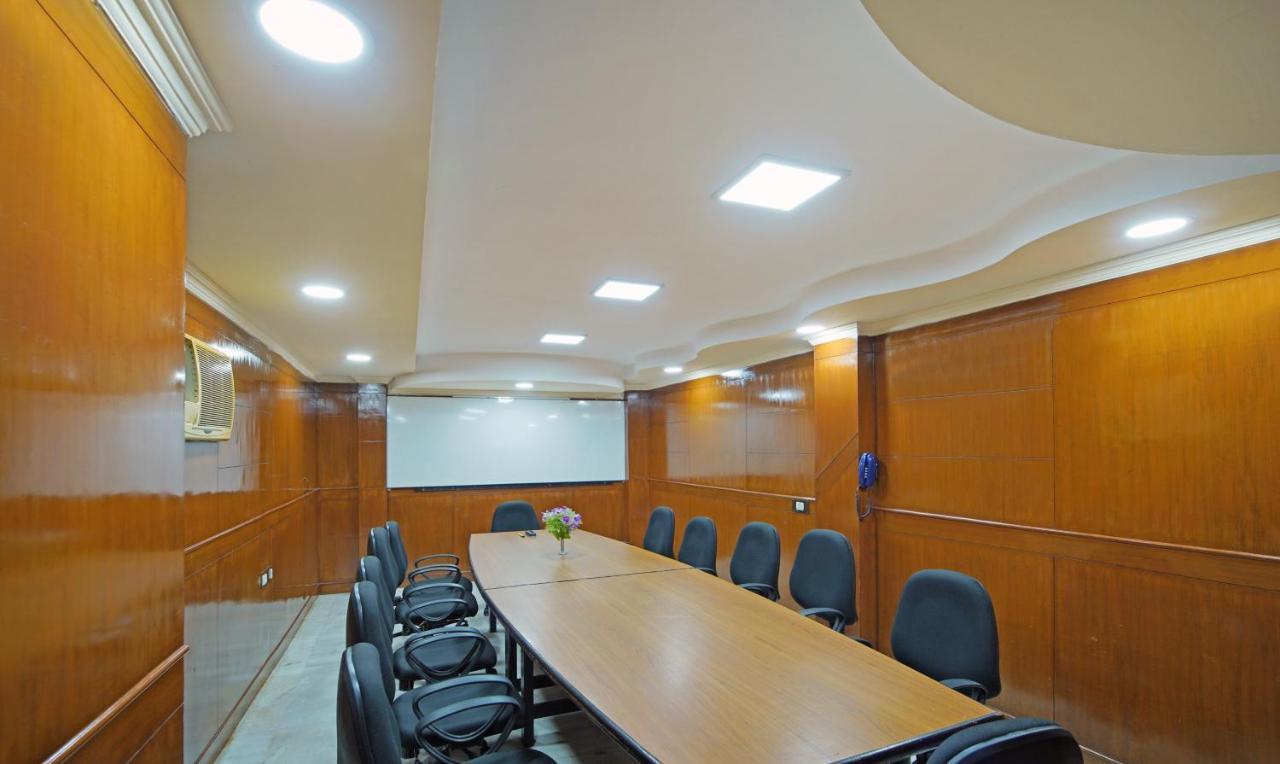 Treebo Trend Lake View Park T Nagar Chennai Exterior foto
